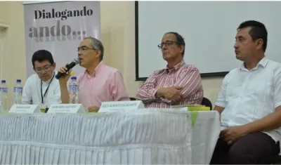 A la cita Dialogando Ando asistieron el alto comisionado de paz, Rodrigo Rivera y el jefe negociador con el ELN, Juan Camilo Restrepo.