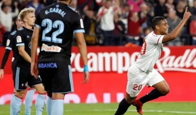 Muriel celebrando su gol.