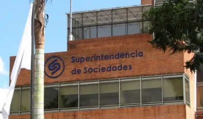  Fachada de Supersociedades
