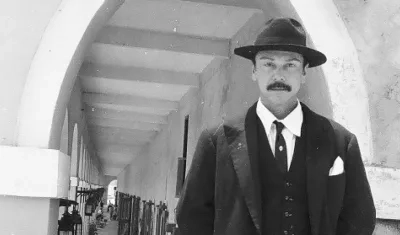 Imagen de la exposición Visitas y Apariciones del artista Alfonso Suárez.