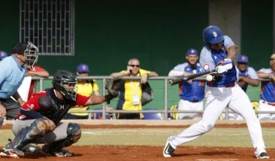 Colombia se impuso a Panamá en la final. 