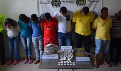 Los capturados fueron dejados a disposición de la autoridad judicial.