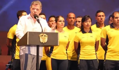 El Presidente, Juan Manuel Santos, clausurando los Juegos Bolivarianos en Santa Marta.