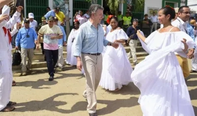 La campaña busca dinamizar el turismo nacional y potenciar las economías regionales en la temporada de fin de año.