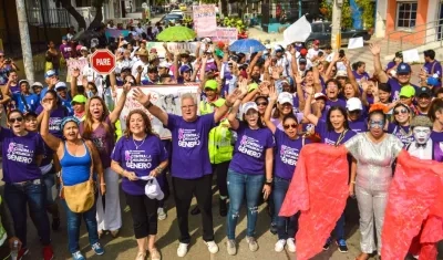 Participantes en la marcha.