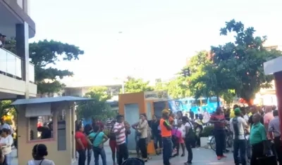 Ambiente del edificio Galaxia en Santa Marta, lugar donde se llevan a cabo las audiencias. 