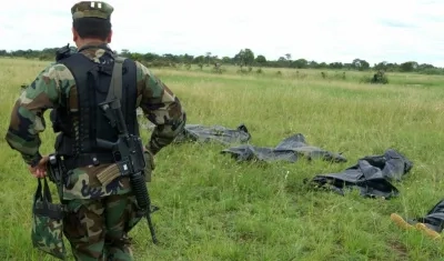 Investigan combate entre ELN y disidencia de FARC.