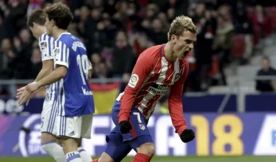 Antoine Griezmann celebra uno de los goles del partido.