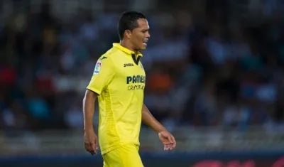 Carlos Bacca, delantero.
