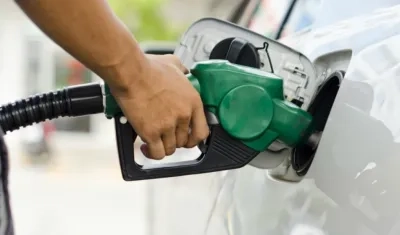 La gasolina sube con respecto a octubre.