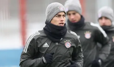 James durante el entrenamiento previo al duelo con el PSG.