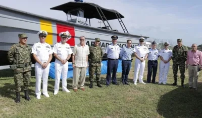 El bote nuevo de la Armada Nacional.