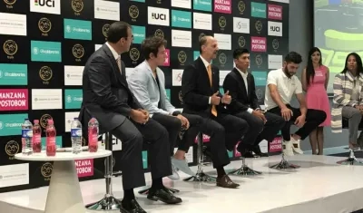 El presidente de la FCC, Jorge Ovidio González durante la presentación de la competencia.