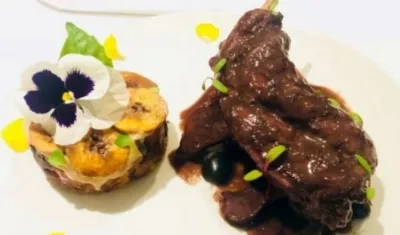 Plato inspirado en la literatura de Gabriel García Márquez