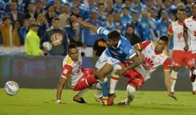 Santiago Mosquera intenta ingresar ante la marca santafereña.