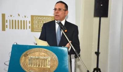 Efraín Cepeda Sarabia, presidente del Senado de la República.