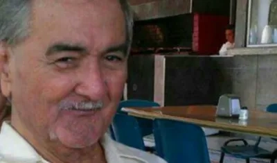 El maestro Adolfo Echeverría.