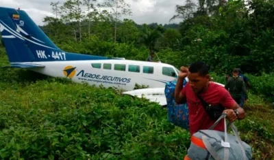 El vuelo chárter se accidentó cuando iba a despegar con ocho pasajeros.