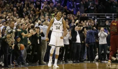 Bucks dieron la sorpresa ante Cavaliers. 