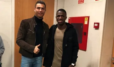 Cristiano Ronaldo y Vinicius Junior. 