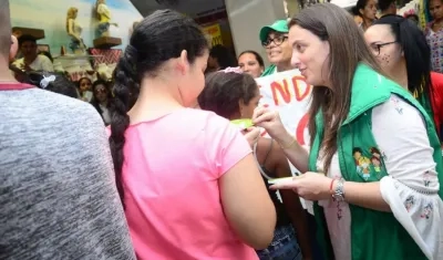 La Directora General del Instituto Colombiano de Bienestar Familiar (ICBF), Karen Abudinen Abuchaibe