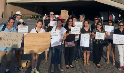 Leonor Luna durante una manifestación en contra del indulto.
