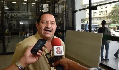 El abogado Diego Muñetón, apoderado de la empresaria del chance Enilce López.