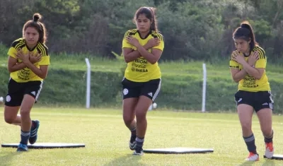 Jugadoras de la Selección Femenina de Paraguay. 