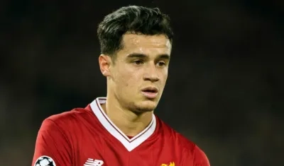 Phillipe Coutinho, volante brasileño. 