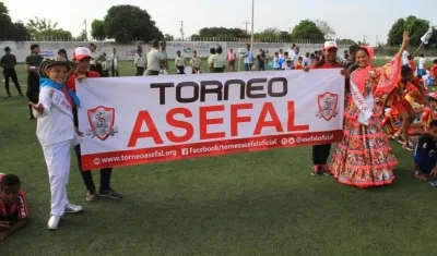 Laura Ospino y Samuel Quintero, reyes infantiles del Carnaval De La 44.