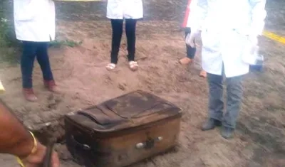 No se ha identificado la mujer hallada muerta en esta maleta.