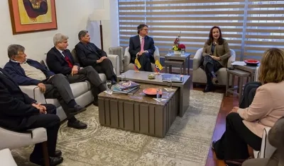 María Fernanda Espinosa y Gustavo Bell Lemus