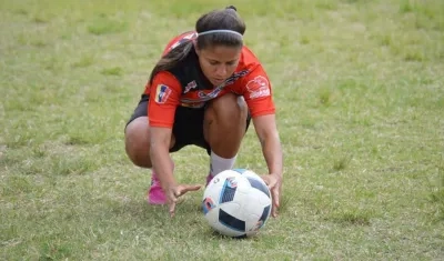 Cinthia Zarabia, delantera venezolana. 