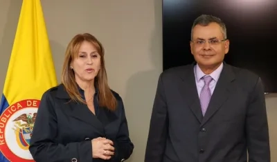 La Ministra de Trabajo, Griselda Restrepo Gallego y el Director del SENA, José Lizarazo Sarmiento.