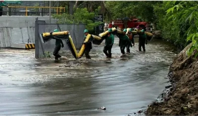 El atentado se produjo anoche en el kilómetro 162 del oleoducto.