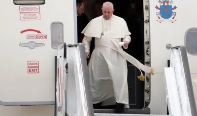 El papa Francisco llega a Chile para visita de tres días