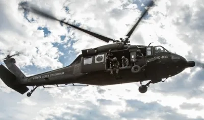 La Fuerza Aérea se unió en el rescate de los cuerpos.