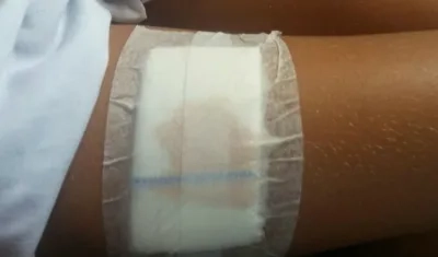 La pequeña fue llevada por su familia al Camino Simón Bolívar.