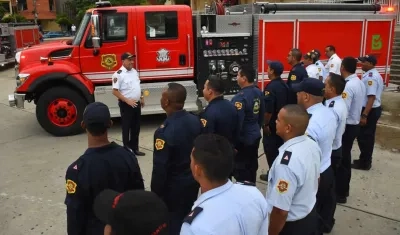 Barranquilla estrena máquinas del Cuerpo de Bomberos.
