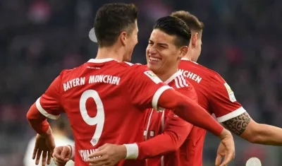 Robert Lewandowski y James Rodríguez.