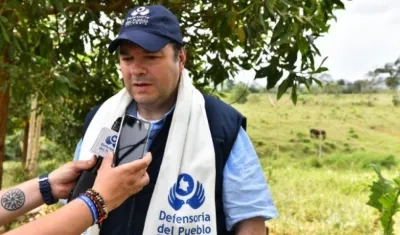 Carlos Negret, defensor del pueblo.