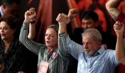 Lula lidera las encuestas de intención de voto.