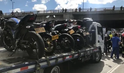 Cerca de 70 motos fueron inmovilizadas.