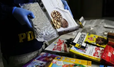 Un colombiano vinculado a las FARC fue detenido porque en su equipaje tenía caja de juguetes y chocolates que contenían más de 6 kilos de marihuana creepy.