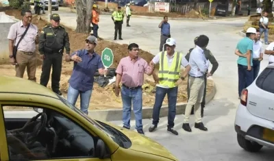 El alcalde Alejandro Char en la apertura de la carrera 50 con 75.