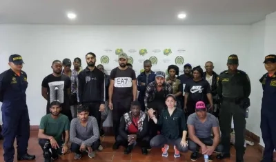 Rescataron a 18 extranjeros migrantes 