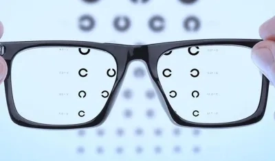 La vista cansada es un defecto ocular asociado a la edad