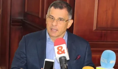 Director del Invima, Julio César Aldana Bula