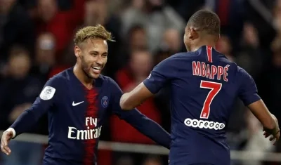 Neymar y Mbappe, figuras del PSG. 