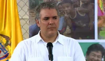 Iván Duque, presidente de Colombia, estuvo en la conmemoración de los 30 años de la tragedia en Machuca.